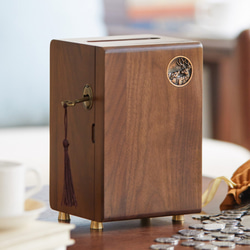 家庭用貯金箱　木工彫刻　小銭入れ　コインケース　多目的　金庫　記念日プレゼント 2枚目の画像