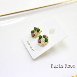 [2 件] 迷你彩色珠子花朵圖案耳環 [綠色] [鈦柱] -mt-3747 第1張的照片