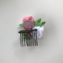 つまみ細工のコームの髪飾り　ピンク系の花々　かすみ草のオプションあり 3枚目の画像