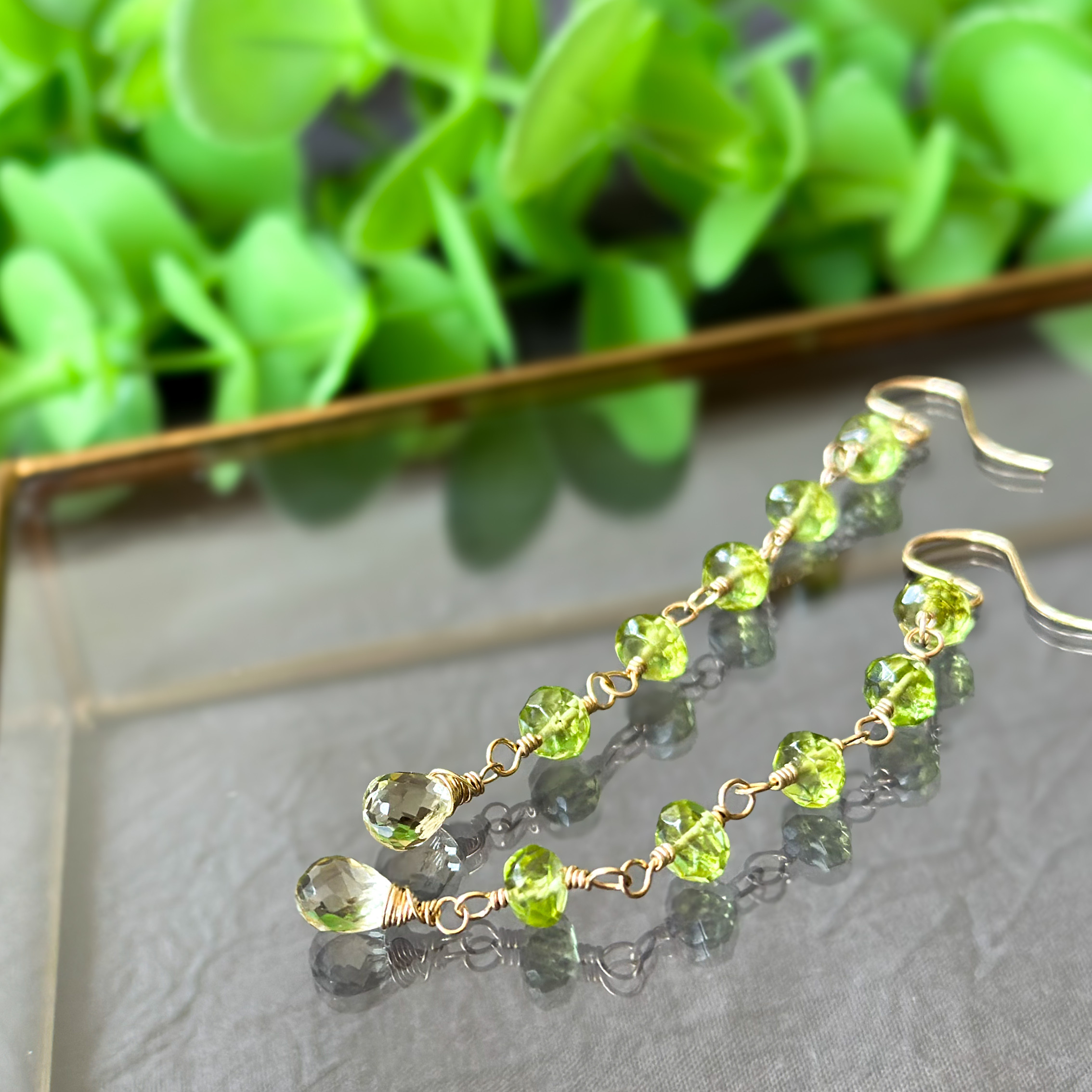 14kgf*ペリドットとオリーブクォーツのロングピアス／イヤリング*天然石