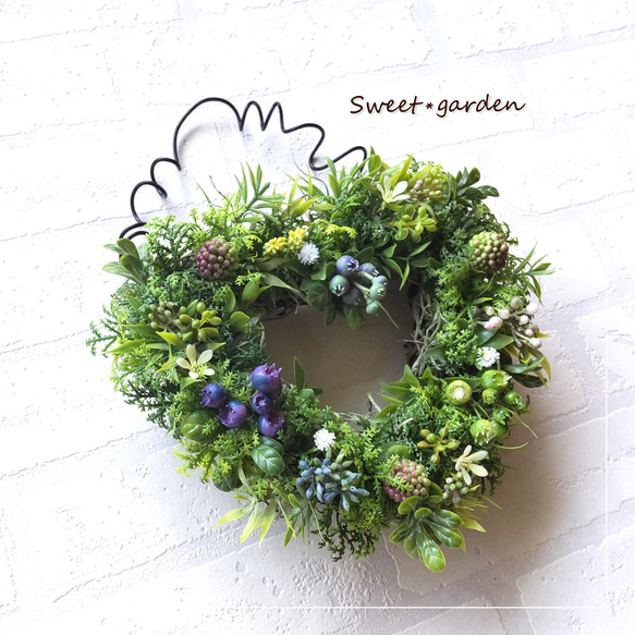 クルクルワイヤーが可愛いナチュラルベリーのハートリース（fw186