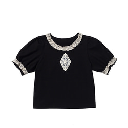黑色 法式復古蕾絲浮雕花邊圓領T恤 全棉舒適領口棉質短袖上衣 第6張的照片
