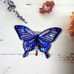 【NEW】ポニーフック ブルー蝶々(ぶち模様) 1枚目の画像