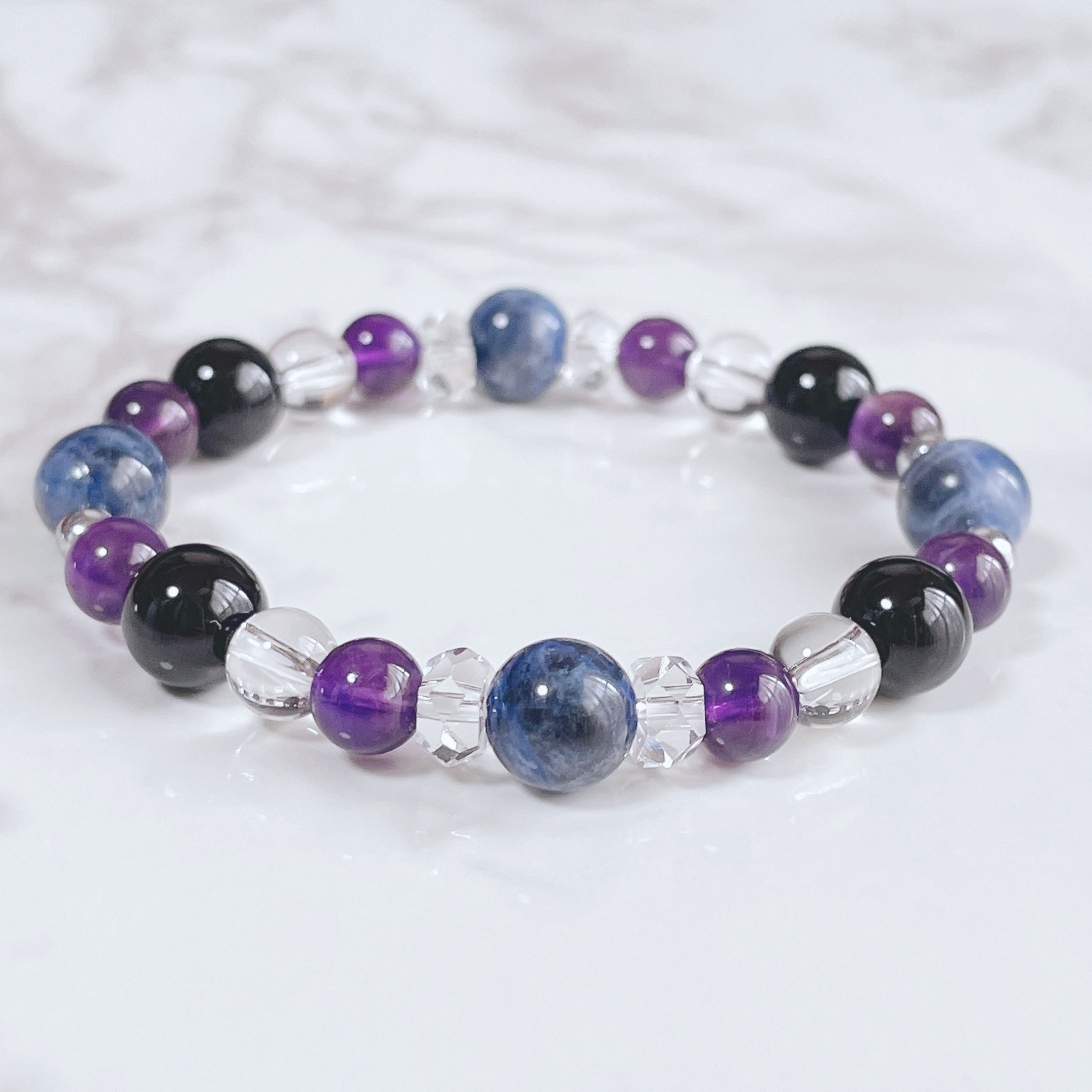 ✦頭脳を明晰に保つ、思考をすっきり整理する 天然石ブレスレット｜ソーダライト・オニキス・アメジスト・水晶 No.468
