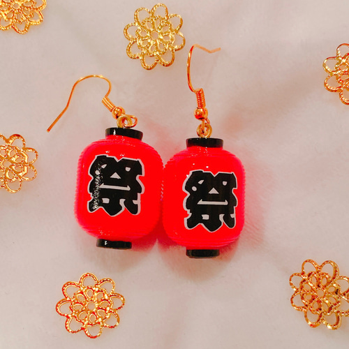 ☆チャーム☆お祭り☆提灯☆ちょうちん⭐ピアス☆イヤリング⭐タッセル