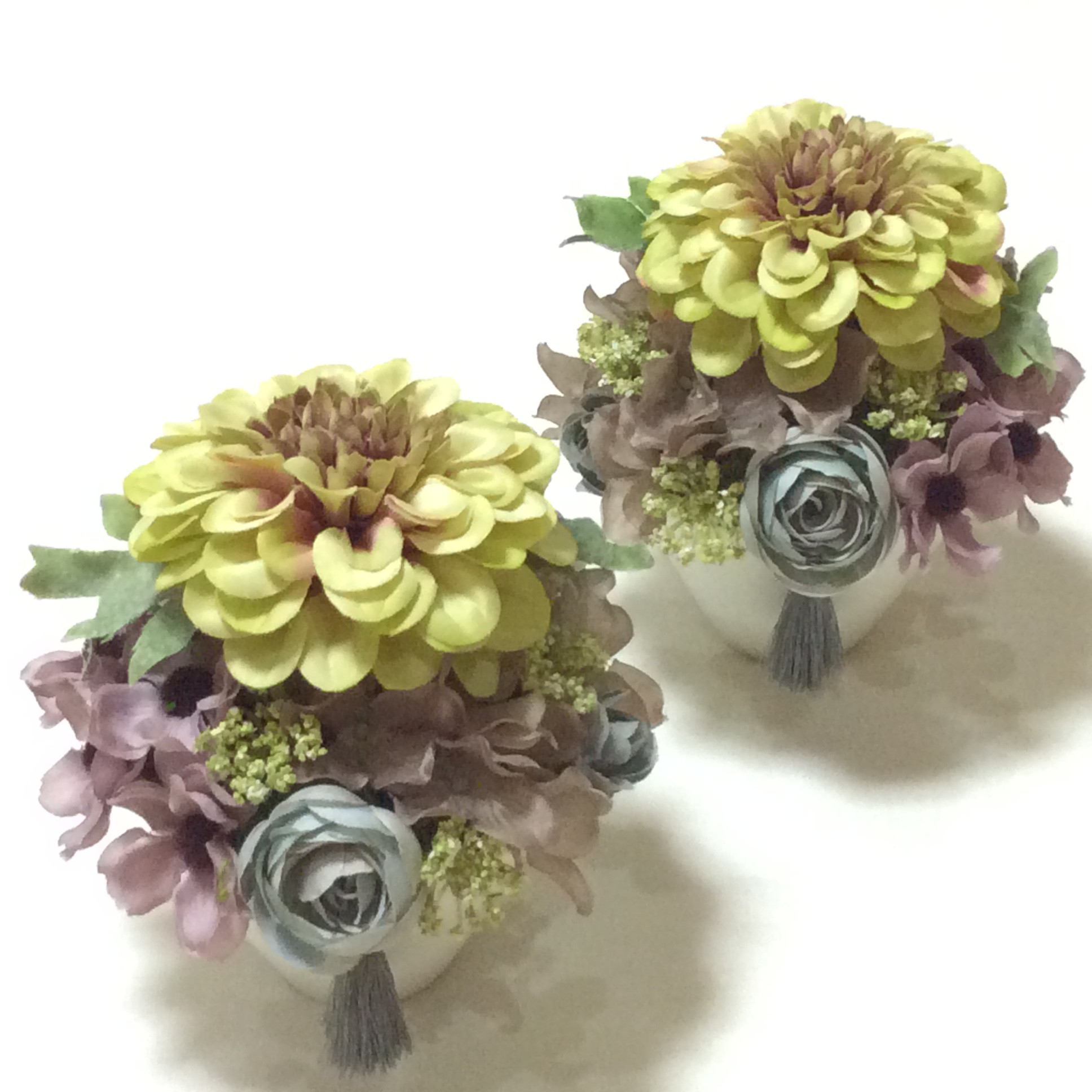 仏花  真珠の涙  宝珠【1対】（仏花、造花、Mサイズ、お供え、お盆、新盆、お彼岸）