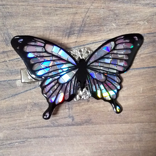 手作り蝶々ポップカラー❁︎ブルー　ヘアクリップ 手作り蝶々ポップカラー❁︎ブルー ヘアクリップ