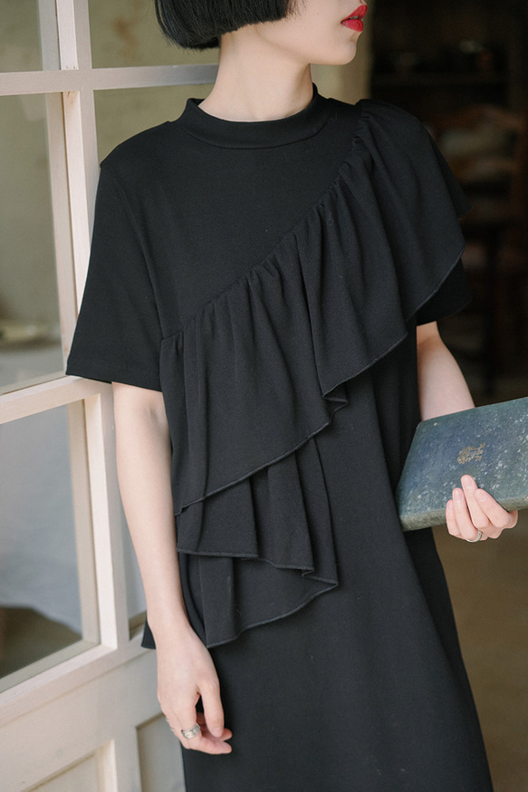 黑色 純棉多層荷葉邊夏日溫柔洋裝 寬鬆版型不出錯小黑裙連身裙 第19張的照片