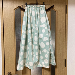 Creema限定 水玉のソフトバルーンスカート（うすいミントグリーン） 1枚目の画像