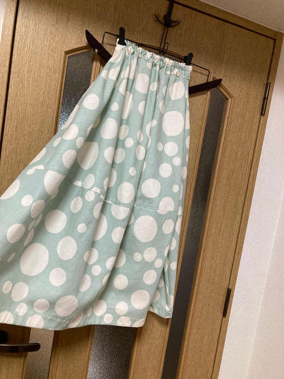 Creema限定 水玉のソフトバルーンスカート（うすいミントグリーン） 5枚目の画像