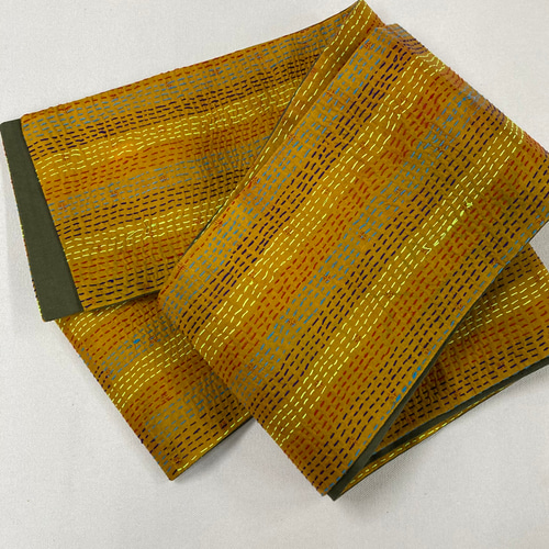 インドシルクカンタ刺繍(刺し子)の半幅帯 マリーゴールドカラー インドシルクカンタ刺繍(刺し子)の半幅帯 マリーゴールドカラー