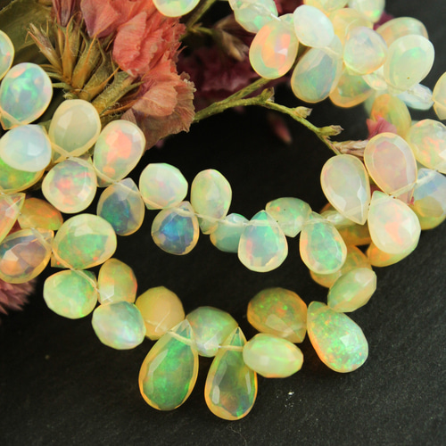 超高品質】 オパール ロンドンブルートパーズ シャンデリアピアス