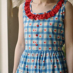 紅藍格紋 撞色花邊圓領無袖洋裝 濃濃日系腰間繫帶吸睛連身裙 第12張的照片