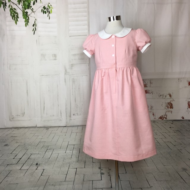 （受注用）白衿サーモンピンクのワンピース　サイズ100cm