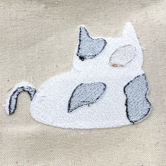 お餅猫 刺繍 内ポケット付き コットンキャンバス 2WAY ショルダートートバッグ 7枚目の画像