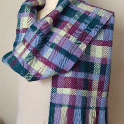 手紡ぎ手織りの綾織りマフラー 2枚目の画像