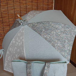母の日ギフトにも❗手作り日傘＋バック(落ちついた雰囲気のブルー系) 20％OFF❗  9800円→7800円‼️ 2枚目の画像