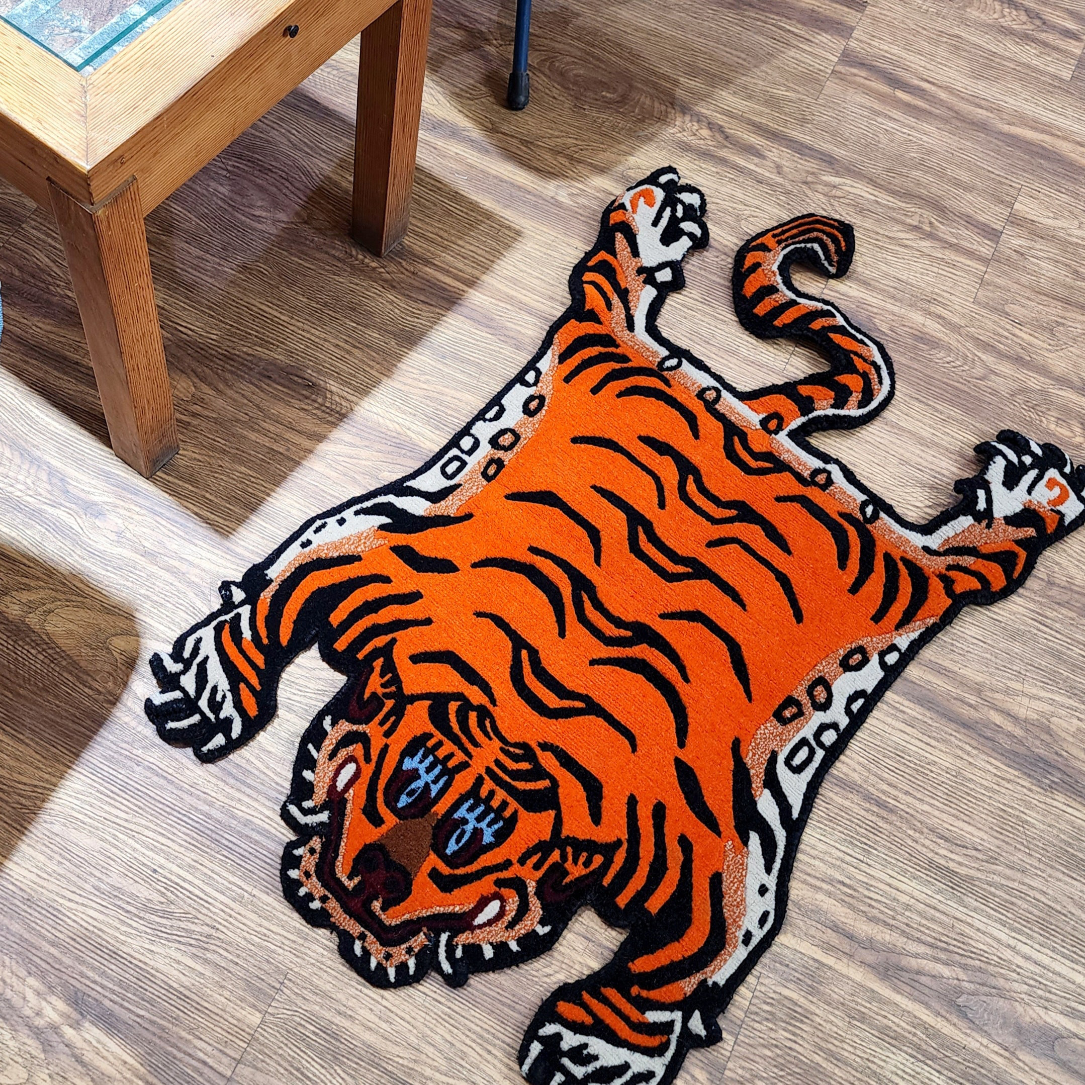 ○在庫処分価格○残り1枚! チベット絨毯タイガー 60cm ☓ 90cm ○在庫処分価格○残り1枚! チベット絨毯タイガー 60cm ☓ 90cm