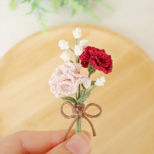 まなみんです　秋のブーケブローチ＋紅葉の立体刺繍ブローチ もみじのブローチ | Kamitsurest