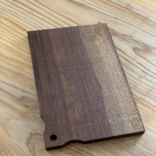 1点限り】無垢材ブラックウォールナットのカッティングボード