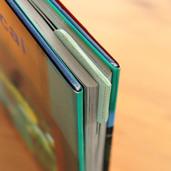 色違いで欲しくなる　ハートの本革ブックマーク シュリンクレザーの栞（しおり）. 20枚目の画像