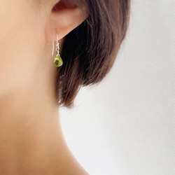 銀925橄欖石迷人綠耳環/耳環--迷人綠-- 第4張的照片