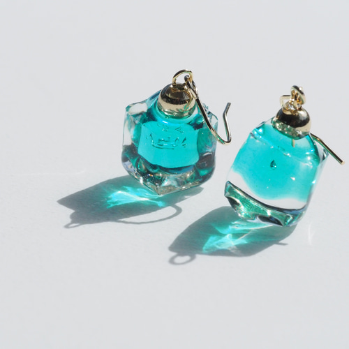 ライムグリーン】ころんと溶けかけアイス、ピアス・イヤリング ピアス
