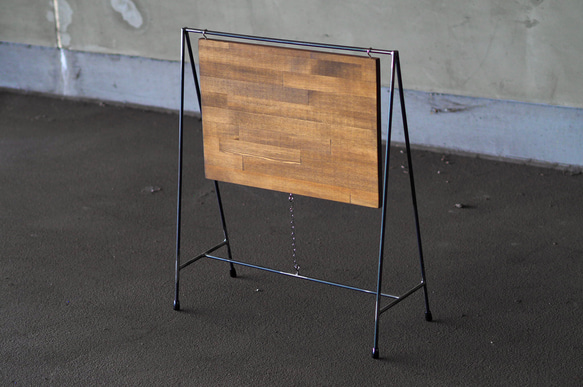 ハンドメイド　ヴィンテージ　アイアン看板　A型　インダストリアル アイアン A型看板 スタンド看板 ダメージ加工 インダストリアル 表札