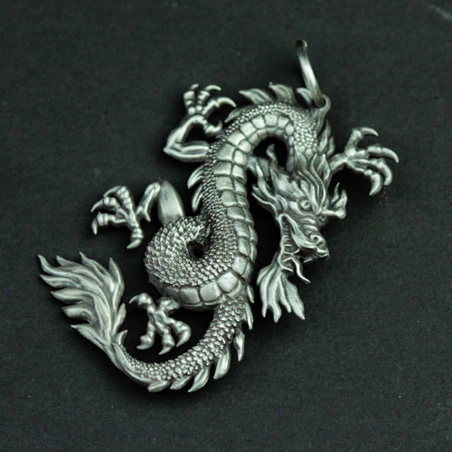 925純銀のドラゴン 中国のドラゴン 925 シルバー ペンダント ネックレス、神話のドラゴン