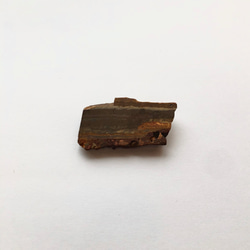 【一点もの】 アイアンタイガー 鉱物原石ブローチ 天然石 アクセサリー (No.2156) 1枚目の画像