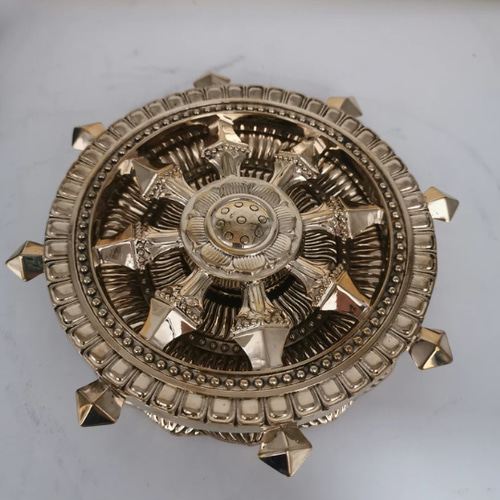 326g仏教法器 法輪 輪宝 密教法具  チベット 真鍮製 11cm