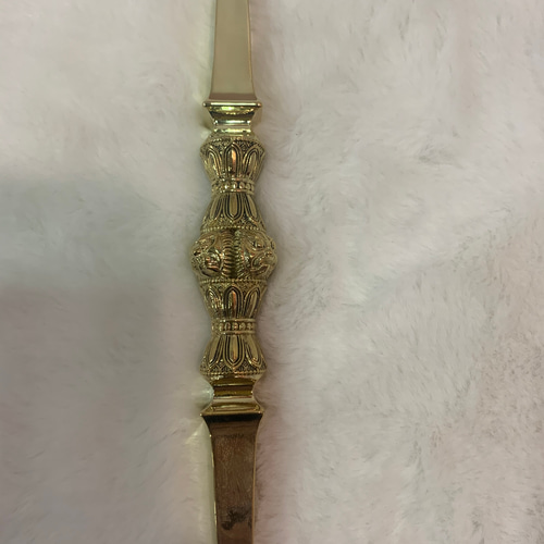 チベット法器 真言宗 鬼面独鈷杵(胎蔵界） 金剛杵 真鍮製 vajra 16cm