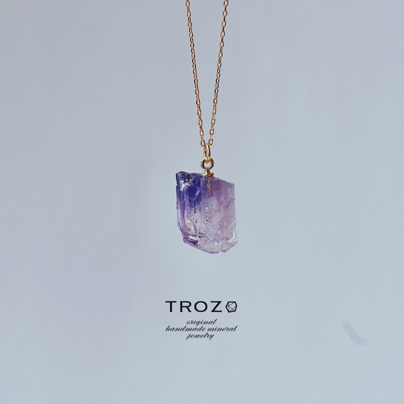 092 HAMON Collection】 タンザナイト (加熱) 鉱物原石 K18ネックレス