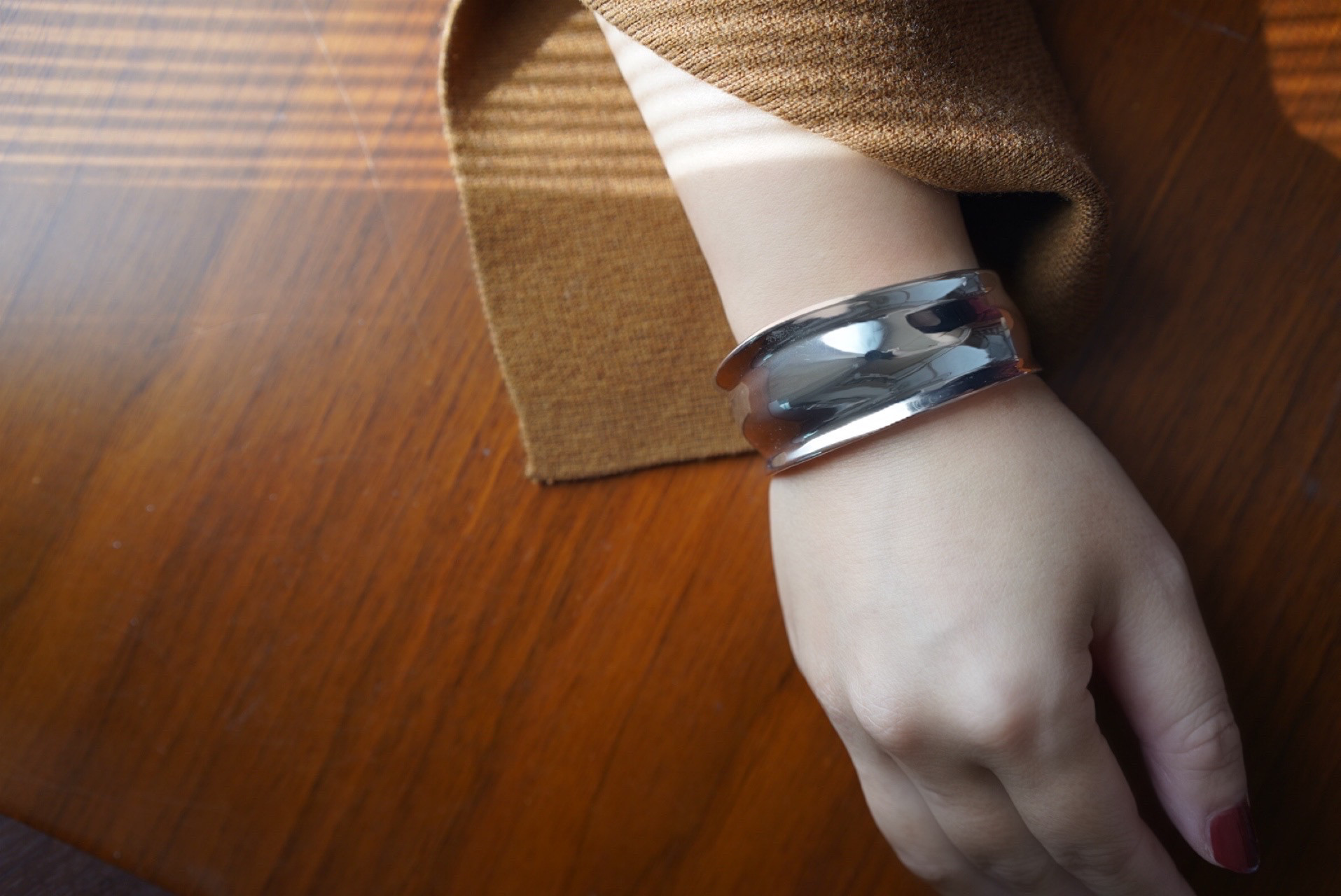 S136　人気のバングルが再販　SV925ワイドバングル　金属アレルギー対応