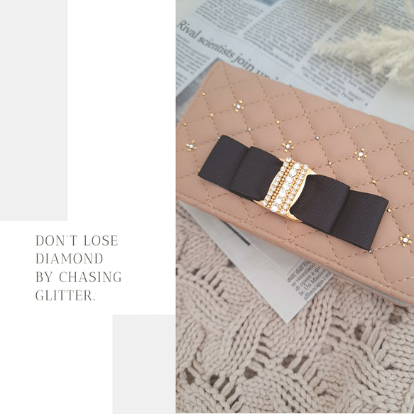 ＼ほぼ全機種対応／キルティング ビッグリボン の 高級24金スワロフスキーデコレーション 手帳型スマホケース　ベージュ 5枚目の画像