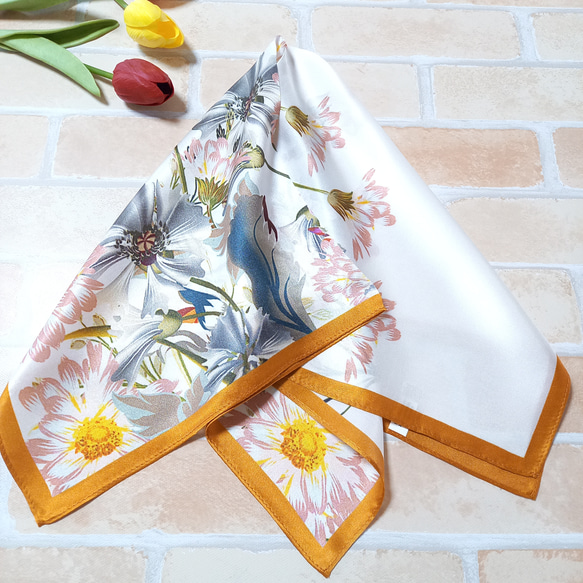 プチシルク花フラワー柄スカーフ 3枚目の画像