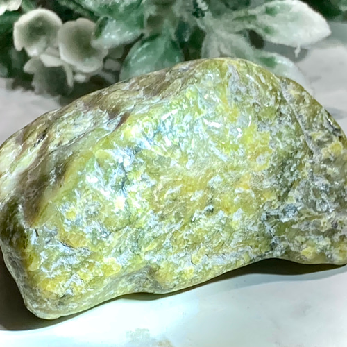 旅守り✨サーペンティン（蛇紋石） 原石 ラフストーン 天然石 東洋
