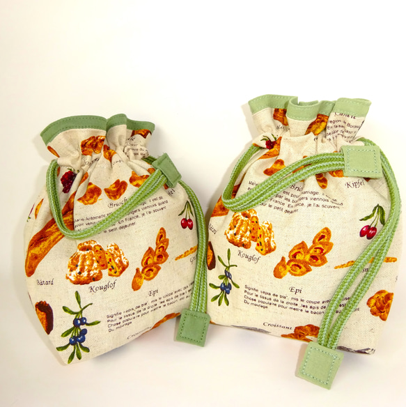 美味しいパンのマチ付き巾着袋（濃いモスグリーン）　21×17　プレゼントに １点のみ 8枚目の画像