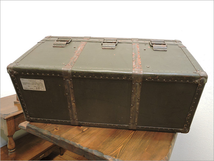 レアな医療箱 アンティーク家具 大日本帝国 戦争グッズ 旧日本軍 ミリタリー オブジェ 鉄の箱 リメイク家具
