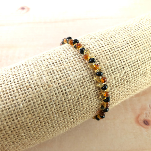 まが玉ビーズのブレスレット ブレスレット Wakame 通販 14415299