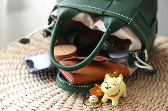 帆布 x 皮革拼接真皮編織手提包單肩托特包抽繩包單肩包 第13張的照片