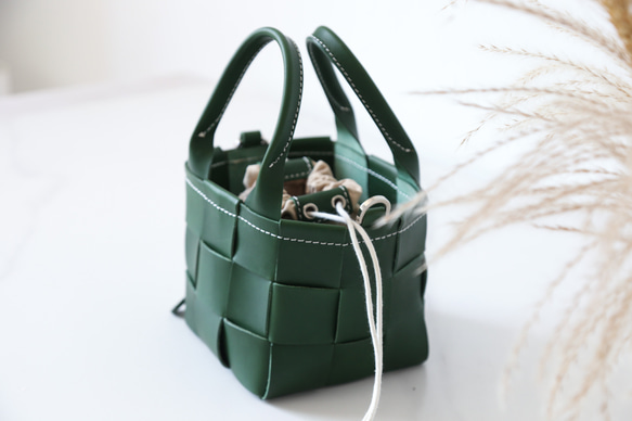 帆布 x 皮革拼接真皮編織手提包單肩托特包抽繩包單肩包 第19張的照片