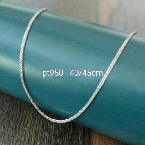 シンプルで寛大なデザイン pt950プラチナネックレス ネックレス