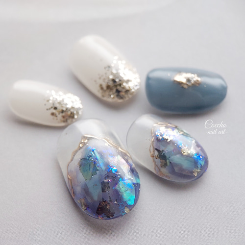 No.334 ネイルチップ　青　ニュアンス　キラキラ　うるうる　シェル　夏　海 mermaid nail✳︎夏ネイル/海ネイル/ニュアンスネイル ネイル