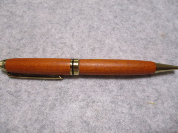 ベルナンブーコ　トチ杢　キヌカオイル仕上げ　回転式ヨーロピアンボールペン　　　 2枚目の画像