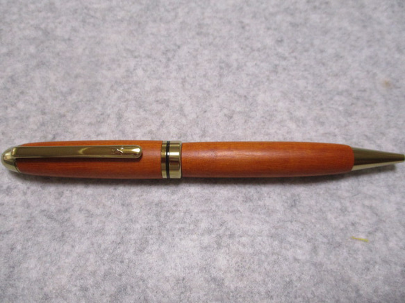 ベルナンブーコ　トチ杢　キヌカオイル仕上げ　回転式ヨーロピアンボールペン　　　 1枚目の画像