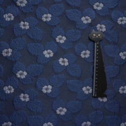 紺色レリーフ花柄 ジャカード生地 [3206] 2枚目の画像