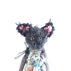 黒猫のミニぬいぐるみ リバティ YUWA 14cm バックチャーム付き 7枚目の画像