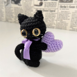 リボン黒猫の選べるハート♡ライトパープル♡編みぐるみ☆受注製作品 6枚目の画像