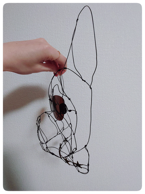 ワイヤーアート　サングラスをつけたフレンチブルドッグくん 6枚目の画像